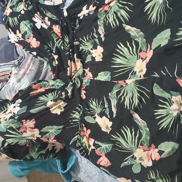 SOSO Floral Jumper - Picture 3 of 3